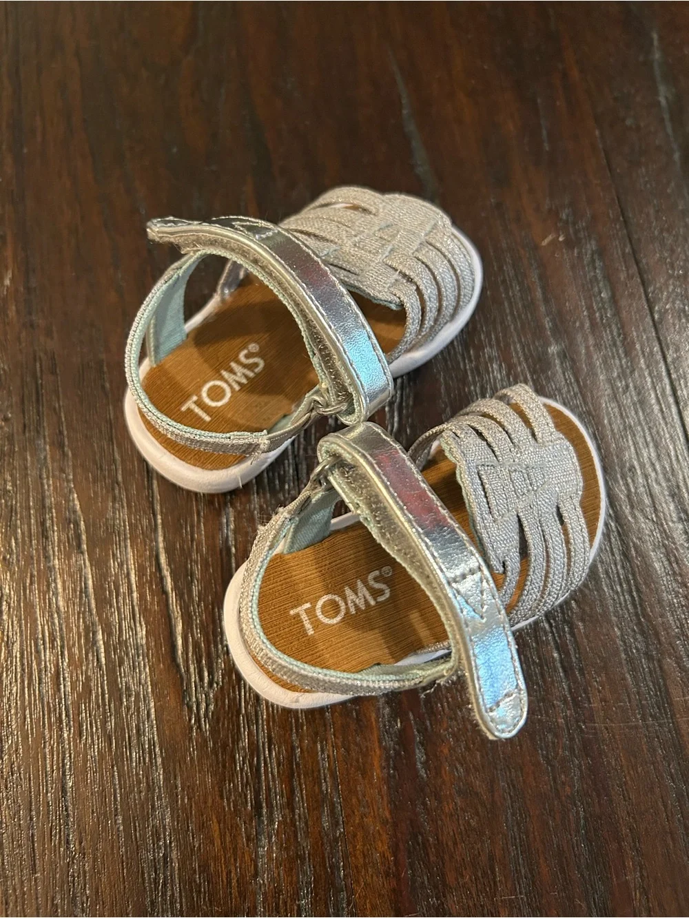 Tom’s Tiny Tom’s Huarache Metallic Linen Silver Glitter Strappy Sandals - size 2